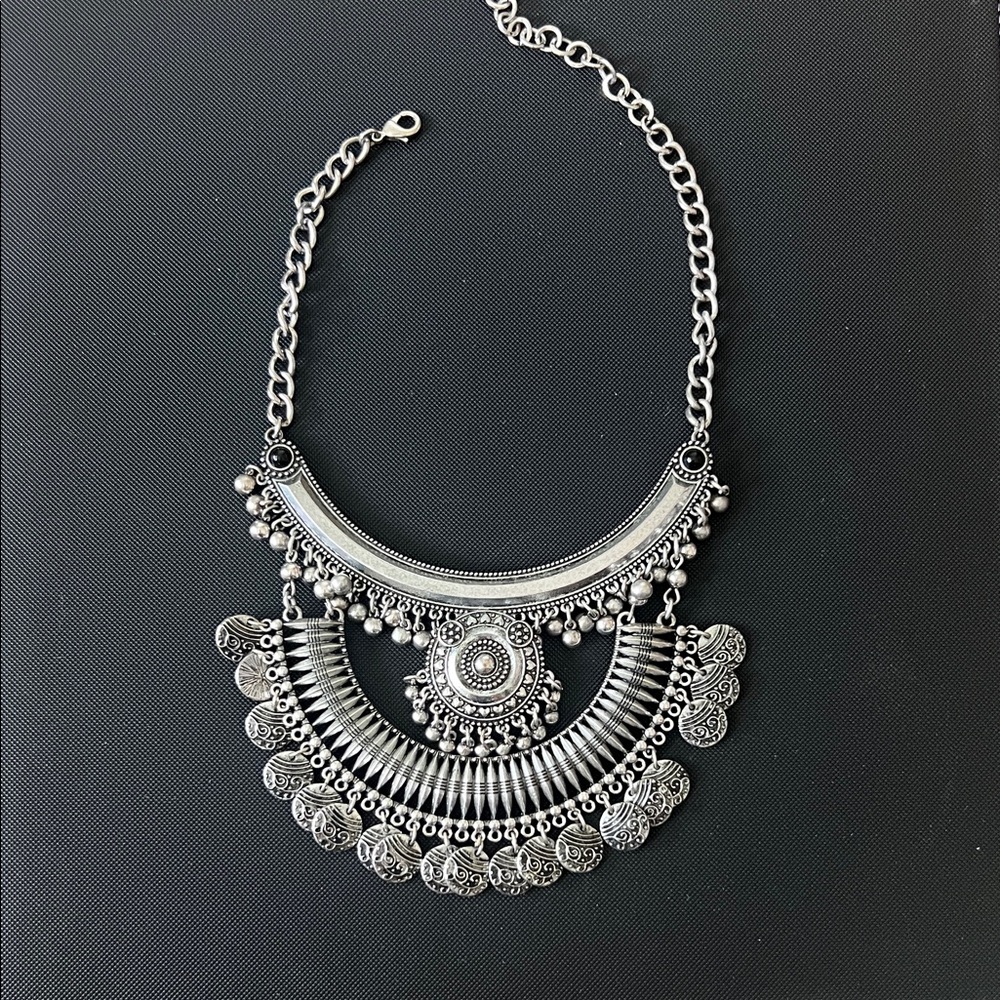 Elegant Silver Statement Necklace